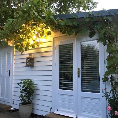 Garden Studio Cranbrook Exterior foto